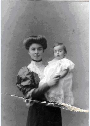 Johanna Paradies-Loeb